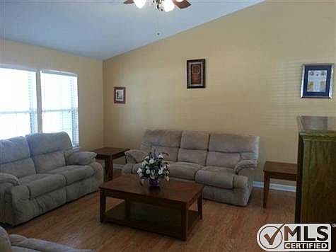 4th image of 27 Provo Pl #4