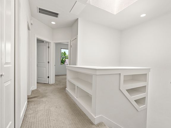 5th image of 4012 Berkman Dr