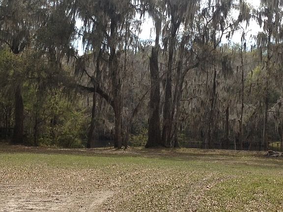 5th image of 350 Oak Glen