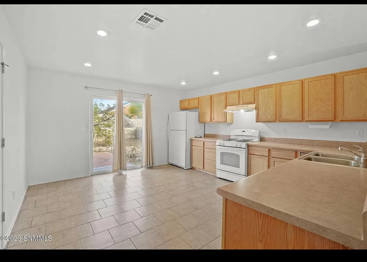 3 bed, 1505 sqft, $1,675 — Photo 4