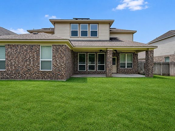 4th image of 3215 Fairhaven Ln
