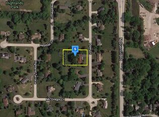 7 Piper Ln, Hawthorn Woods, IL 60047