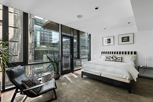 Rented by Compass | media 4
