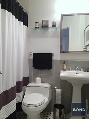 Rented by Bond New York | media 19