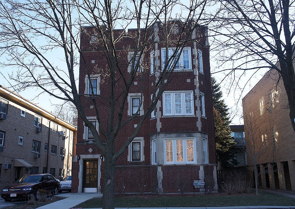 1st image of 10433 S Hale Ave APT 3B