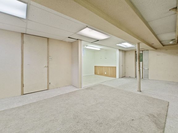 5th image of 9406 Avenue M