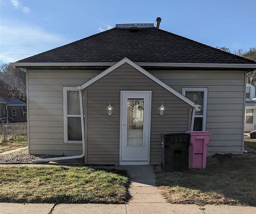 4311 Harrison St, Sioux City, IA 51108 Zillow
