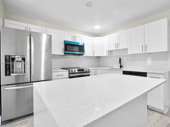 7110 NW 57th Ct, Tamarac, FL 33321