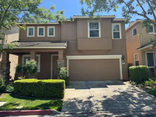 1453 S Mills Ave, Lodi, CA 95242