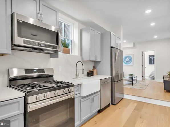 866 N 23rd St #2, Philadelphia, PA 19130