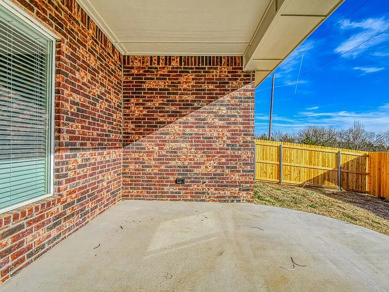3112 Pebble Pond Dr — Photo 45
