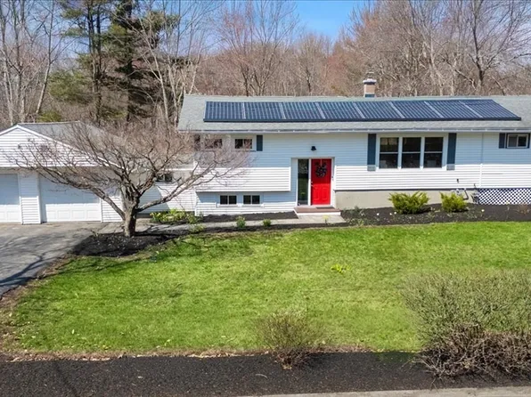 237 Davis Rd, Bedford, MA 01730