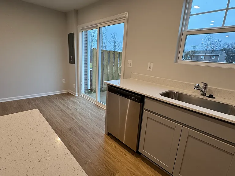 18 Sophie Kathryn Dr — Photo 9