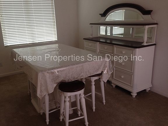 2nd image of 31931 Via Del Paso