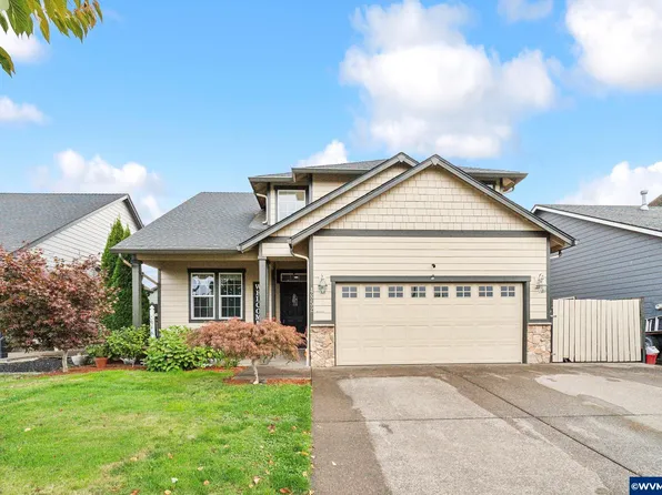 4852 Whitewater St NE, Salem, OR 97305