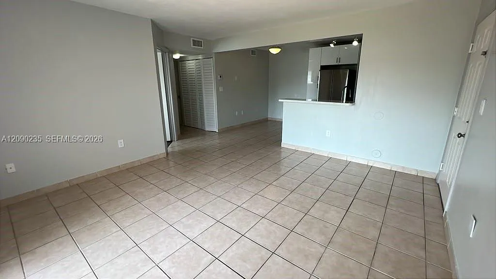 Palms Of Pembroke Condo — Photo 4
