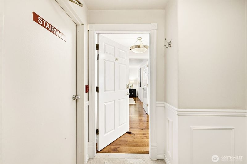 2nd image of 1600 Alki Avenue SW #202