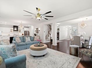 8858 Tolbert Way, North Charleston, SC 29420