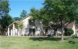 1st image of 909 W Edgewood Dr