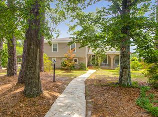 100 Pointer Dr, Summerville, SC 29485