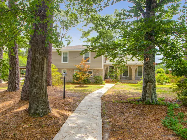 100 Pointer Dr, Summerville, SC 29485