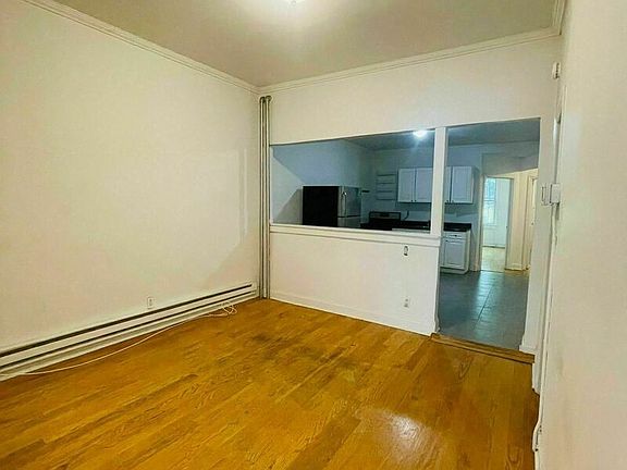 3rd image of 306 Troutman St #1