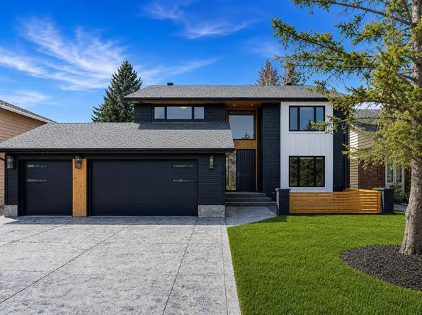 119 E Canterville Rd SW, Calgary, AB T2W 4R2