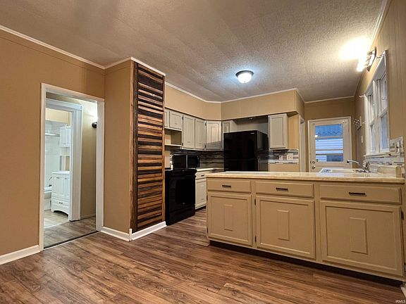 5th image of 1609 S Fares Ave