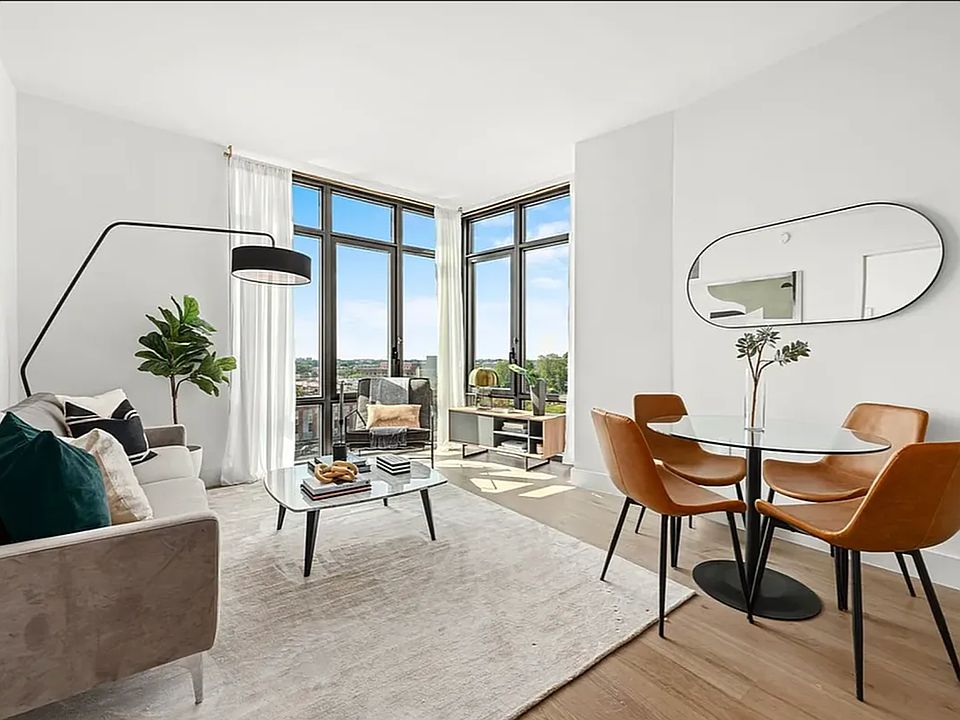 1st image of 92-27 160th St #1407