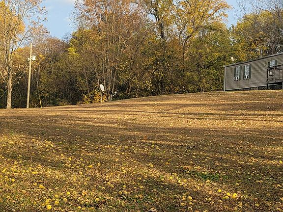 4th image of 4698 Bennett Hollow Rd