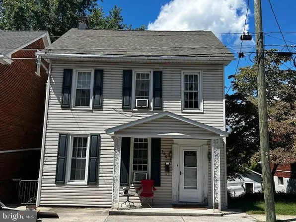 124 Harrison Ave, Waynesboro, PA 17268