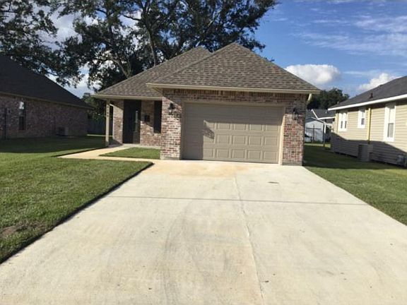 2nd image of 58160 Desobry St