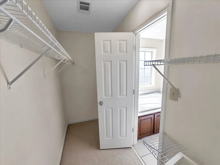 331 Amanda Dr — Photo 20