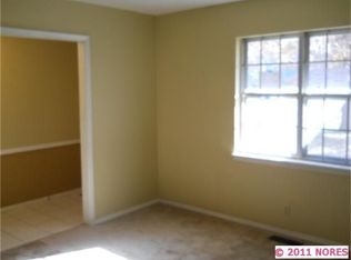 2415 W Newton Ct, Tulsa, OK 74127