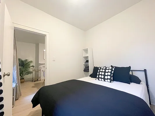 Rented by Corcoran | media 4