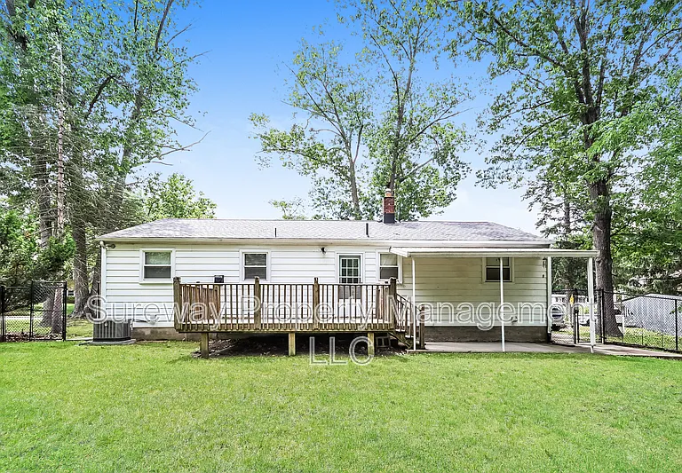 359 Lake Blvd — Photo 15