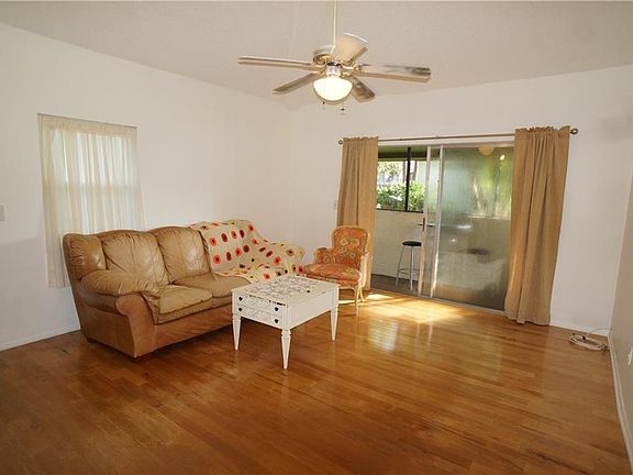 3rd image of 1846 Bough Ave Unit A