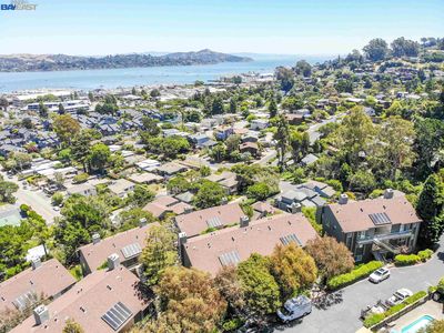 82 Anchorage Rd, Sausalito, CA, 94965