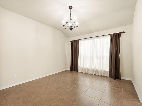 3rd image of 15118 Russet Bend Ln