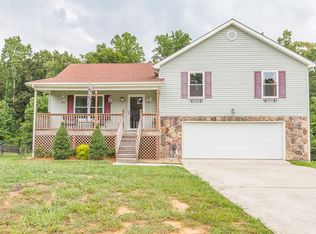 100 Wild Rose Dr, Chatsworth, GA 30705