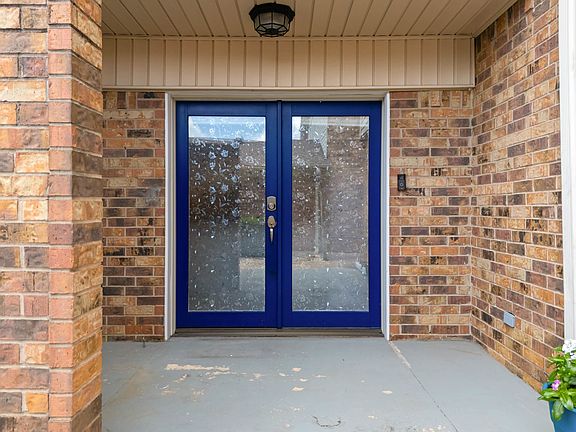 2nd image of 5 Bellengrath Cir