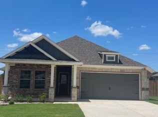 729 Raylan St, Springtown, TX 76082