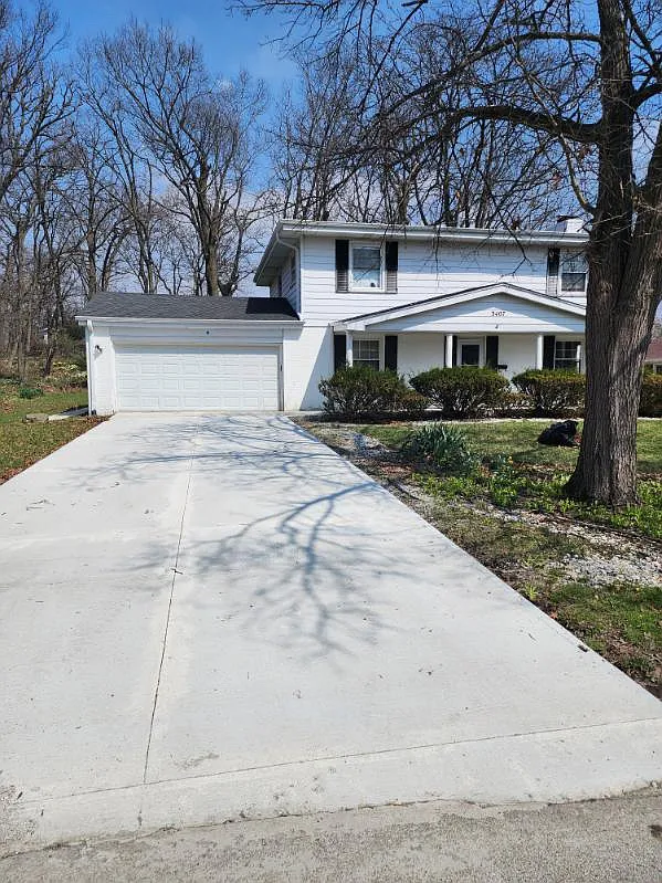 3407 Woodland Dr photo 1