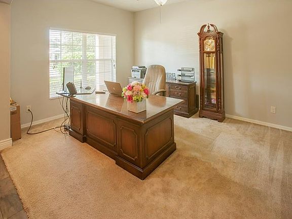 2nd image of 1227 Rushgrove Cir