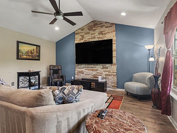 5th image of 308 Lockeland Park Dr