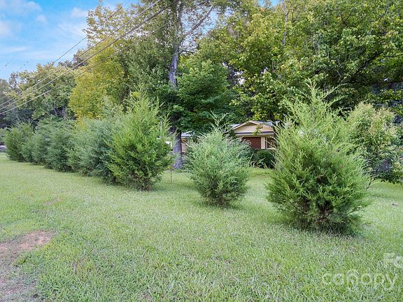 4th image of 4430 Ginger Dr Unit 13