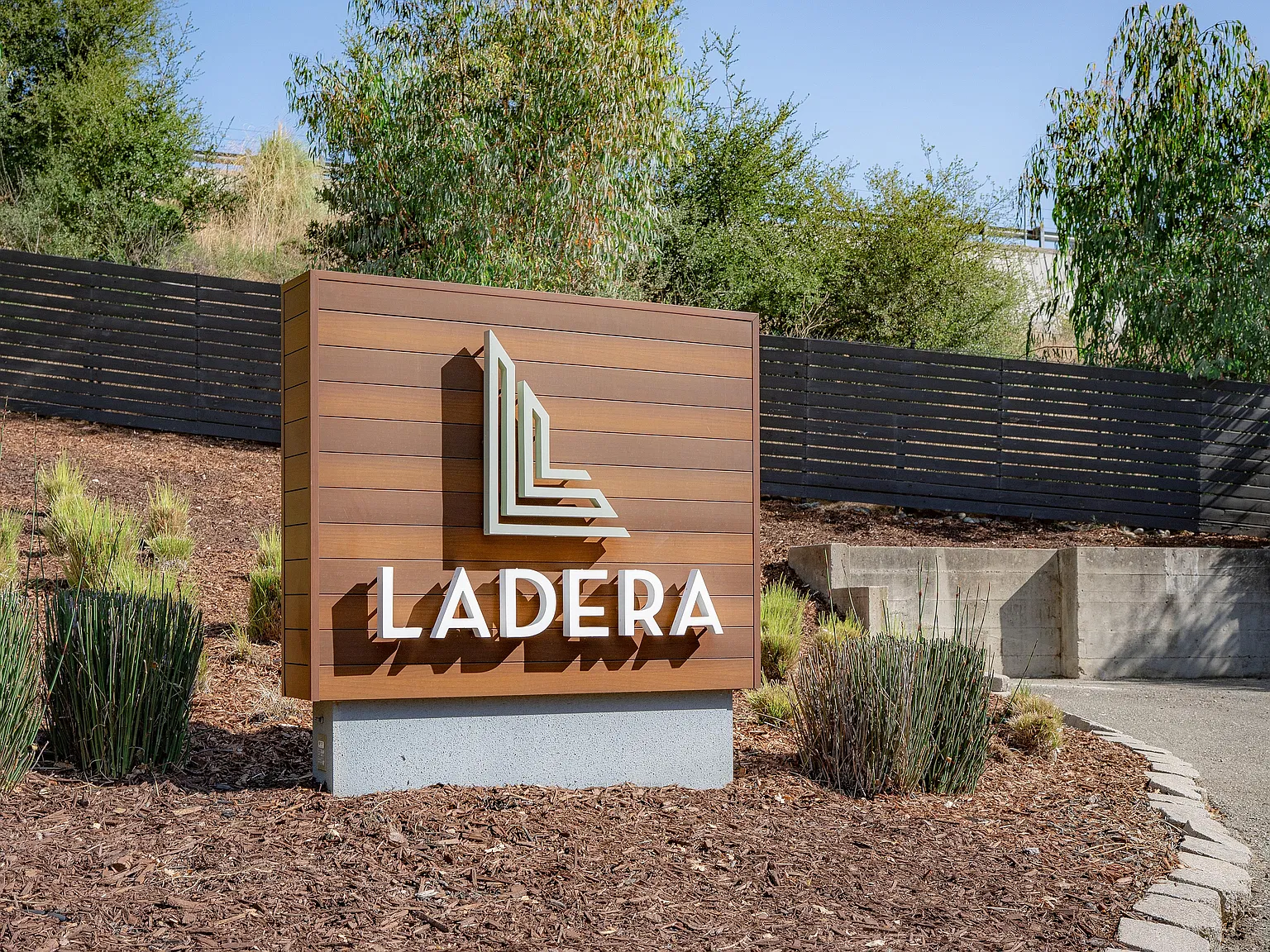 Ladera Apartments — Photo 1