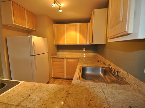 2nd image of 11114 NE 124th Ln