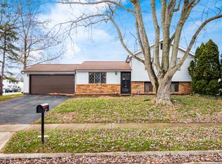 2411 Red Rock Blvd, Grove City, OH 43123