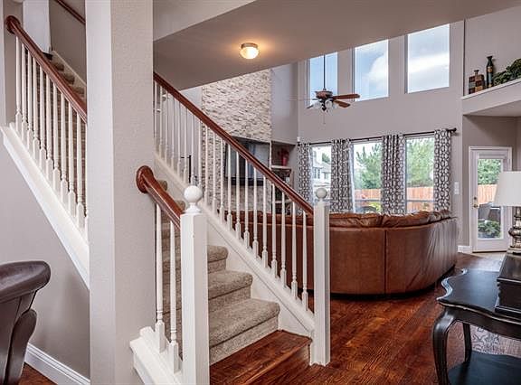 4th image of 2716 Princeton Dr